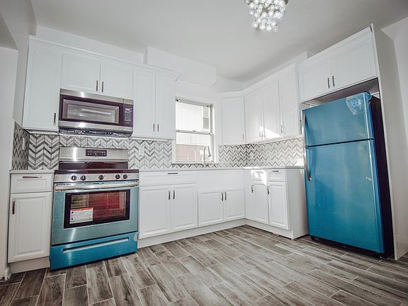 5th image of 61 Rossmore Pl Floor 2