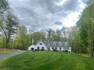 5 Fox Ln, Pepperell, MA 01463