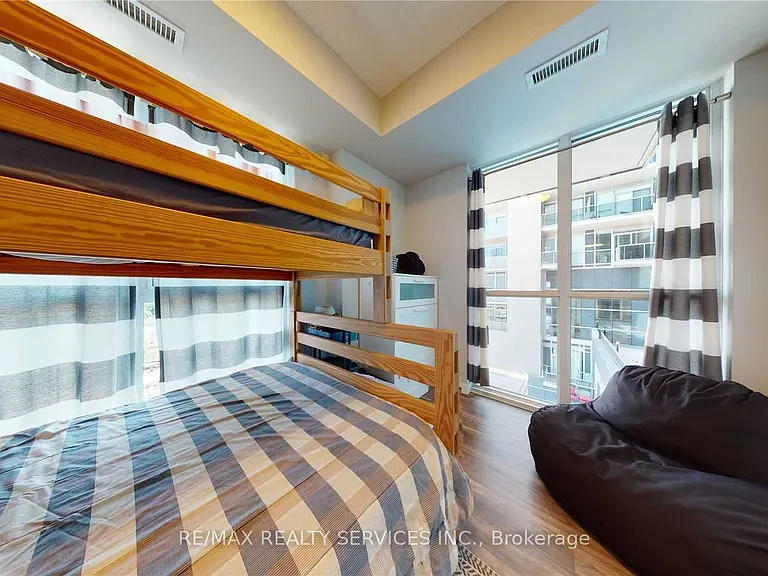 2093 Fairview St #507 — Photo 13