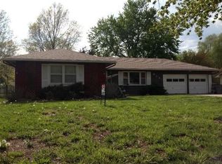 825 Homewood St, Emporia, KS 66801