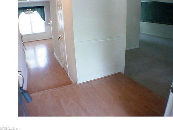 2nd image of 1044 Belvoir Ln