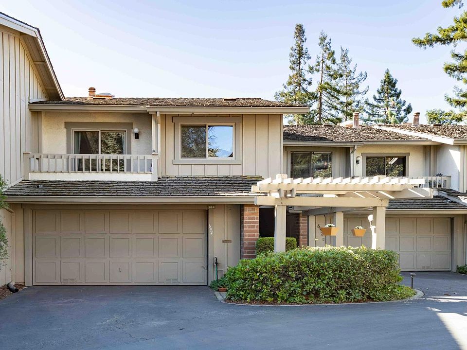1st image of 694 Sand Hill Cir