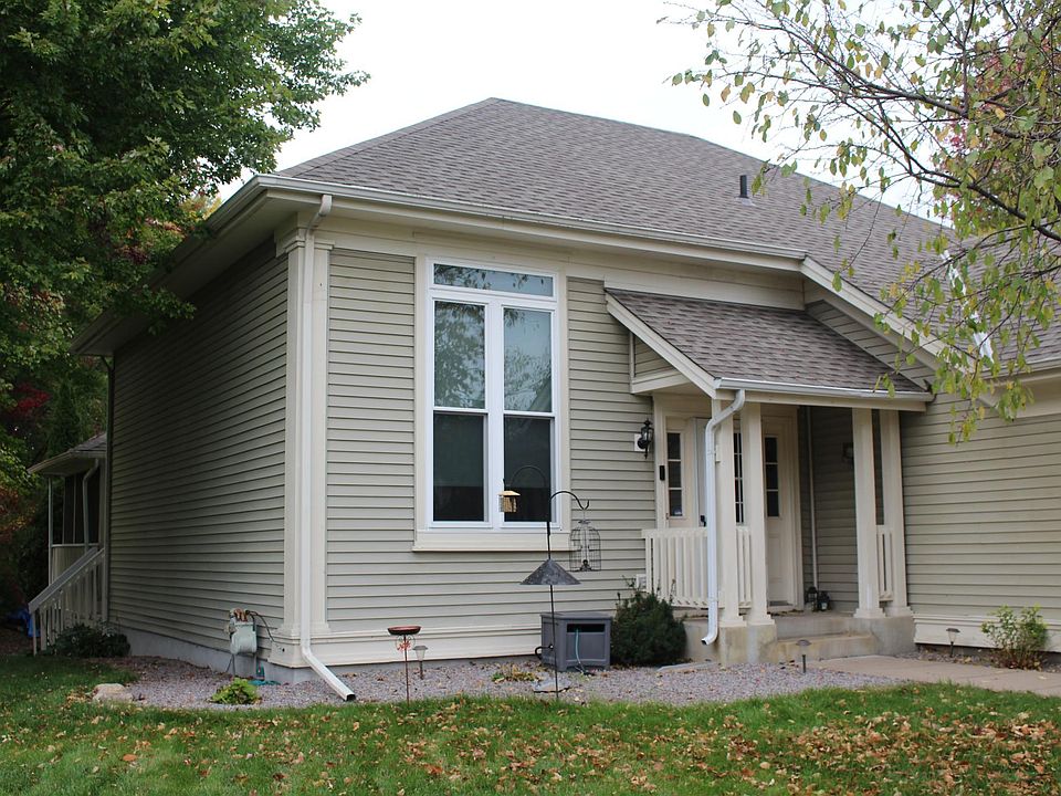 2nd image of 309 Cherry Hill Bay