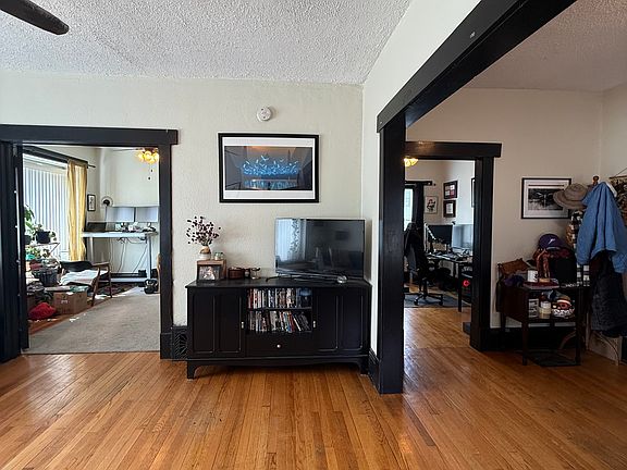 5th image of 873 Selby Ave