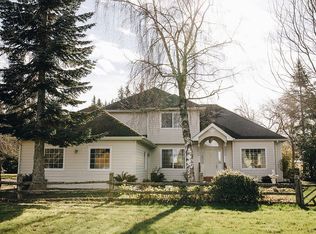 105 Howe Rd, Port Angeles, WA 98362