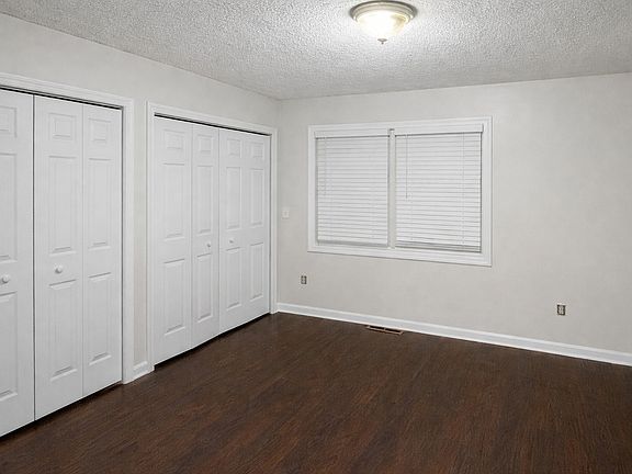 4th image of 126-128 Miller St #2