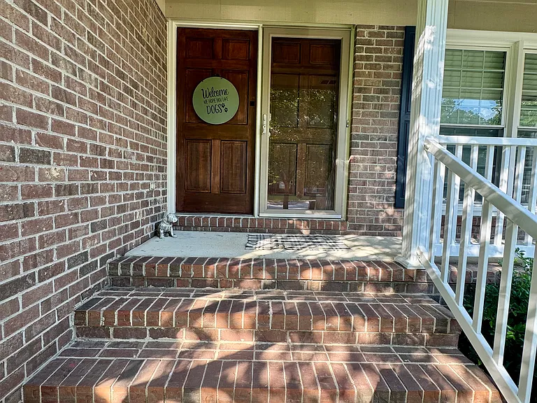 7562 Firethorn Dr — Photo 4
