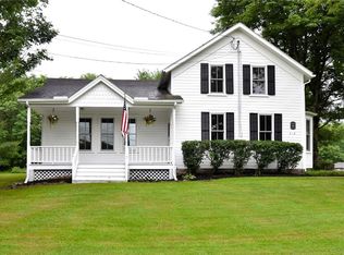 512 Crackel Rd, Aurora, OH 44202