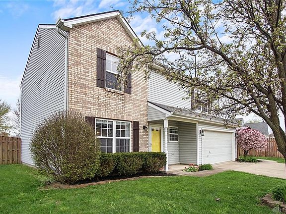 3rd image of 2856 Greystoke Dr