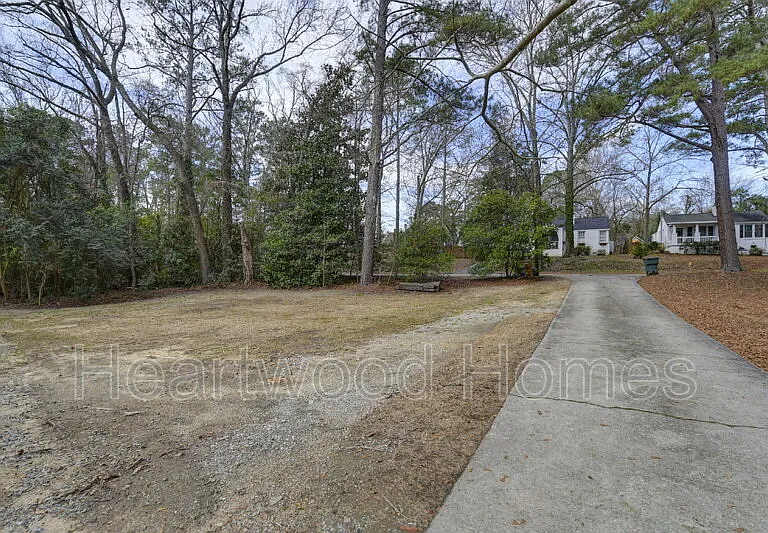 3300 Margrave Rd #B — Photo 28