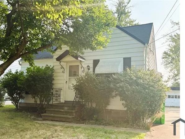 107 Avalon Dr, Bedford, OH 44146