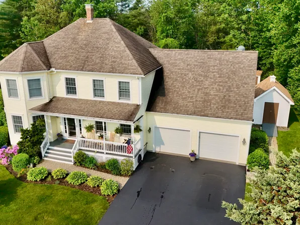 54 Victoria Drive, Westbrook, ME 04092