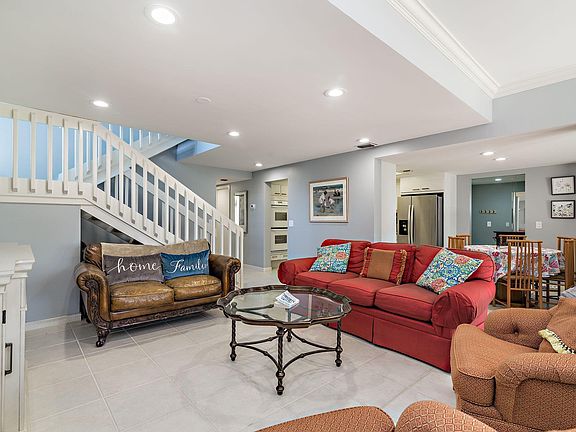 3rd image of 3962 N Ocean Dr #10