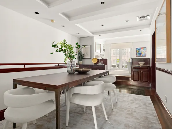 2 East 80th Street image 8 of 24