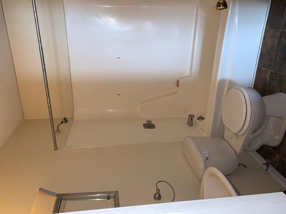 2nd image of 268 W 11th St