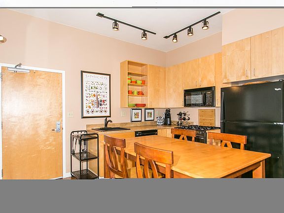 Kitchen+ Dining 