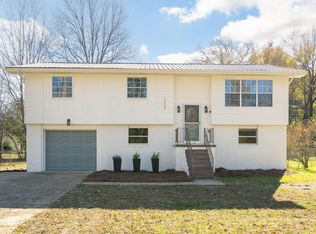 1722 Crabtree Rd, Hixson, TN 37343