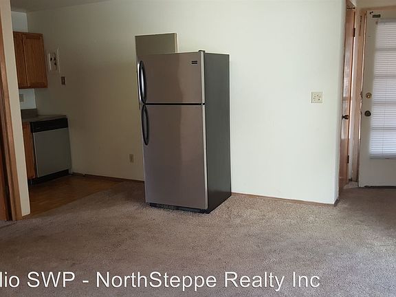 5th image of 1433 Highland St APT H