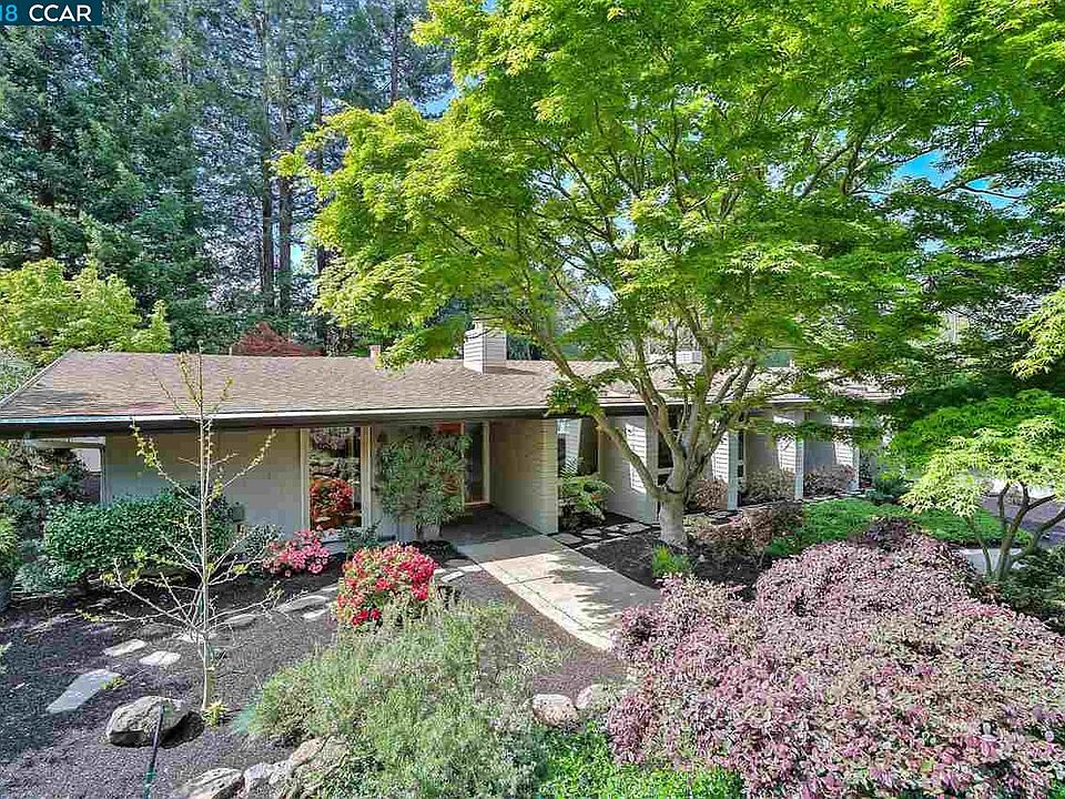 2nd image of 3171 Somerset Pl