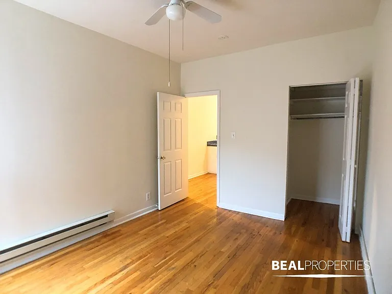 654 W Cornelia Ave #4 — Photo 9