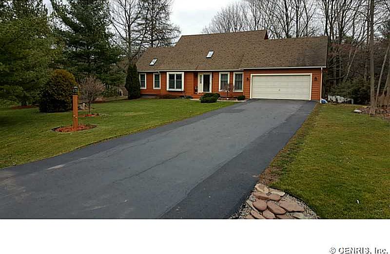 1st image of 7694 Tamarack Ln