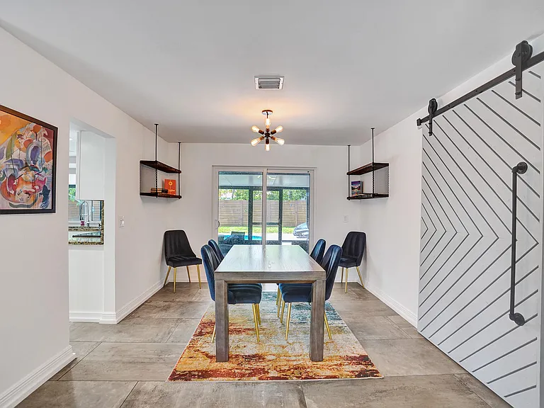 1201 SW 28th Ave — Photo 55