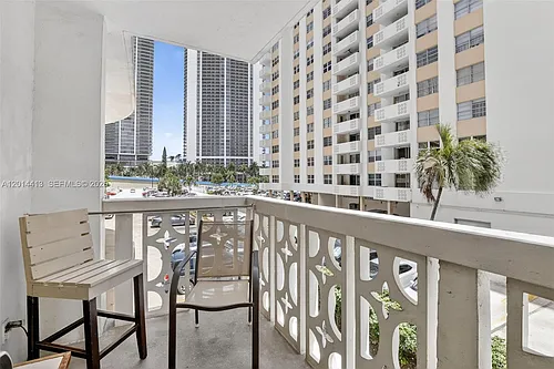 1817 S Ocean Dr #225 Photo 1