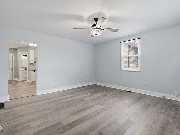 4th image of 2231 Park Ave