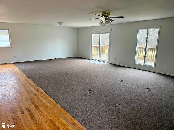 3rd image of 7011 Porter Rd