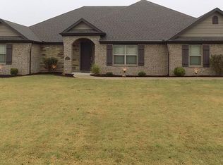 605 Hat Creek Ln, Siloam Springs, AR 72761