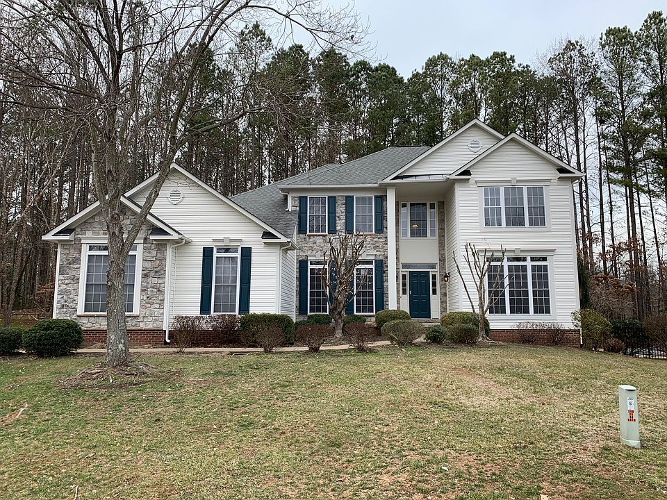 1st image of 8 Torey Ct