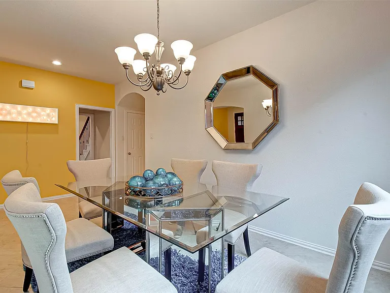 8219 Peppervine Ct — Photo 8