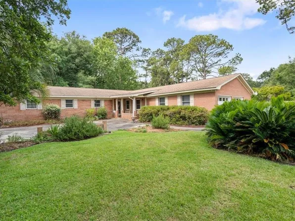 860 N Beachview Dr APT B, Jekyll Island, GA 31527