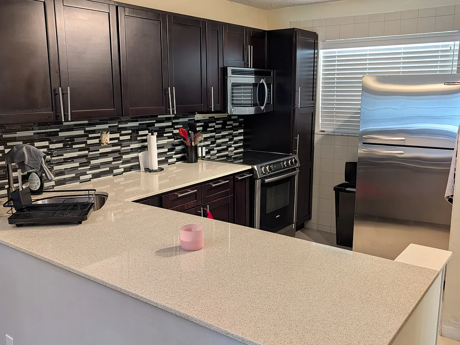 1 bed, 943 sqft, $1,800 — Photo 4