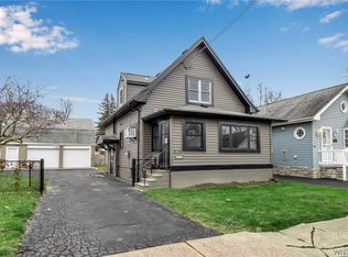 215 70th St, Niagara Falls, NY 14304