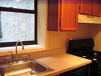 Rented by Manhattan Property Group