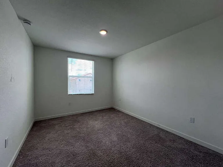 1910 Brunel St — Photo 10