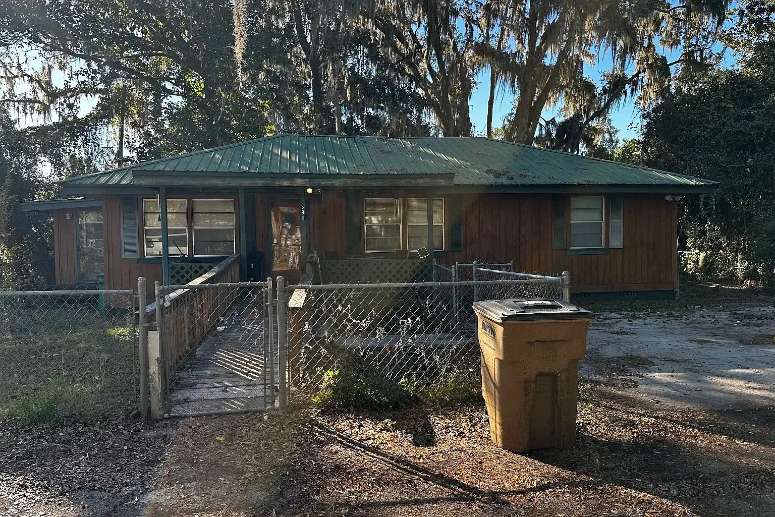 2 bed, 1056 sqft, $1,200 — Photo 1