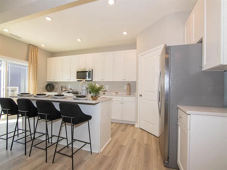 2881 Cross Branch Dr — Photo 26