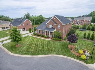 309 Fir Place Ct, Matthews, NC 28104