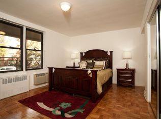6550 Wetherole St APT 4V, Rego Park, NY 11374