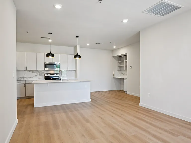 Fort Worth Meadows Apartments — Photo 9