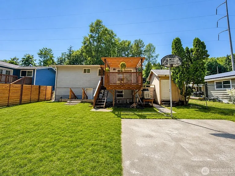 6950 24th Ave SW #1 — Photo 5