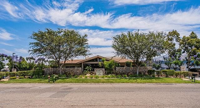 1st image of 235 Quail Ct