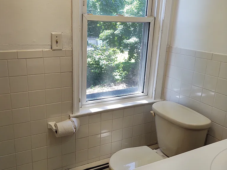 211 Lancaster Ave #211 — Photo 36