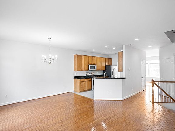 3rd image of 7672 Audubon Meadow Way
