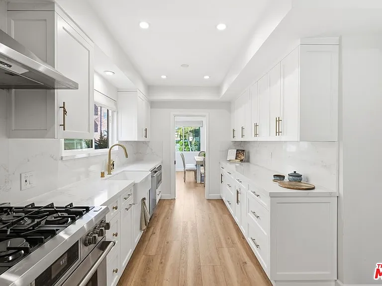 324 S Elm Dr #101 — Photo 12