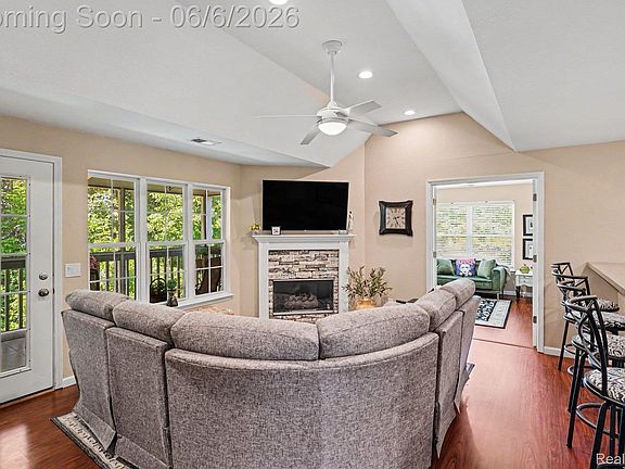 3rd image of 12398 Saint Andrews Way
