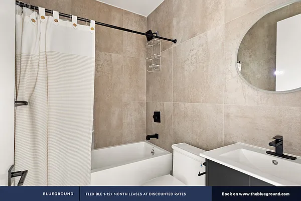 Rented by The Blueground | media 42