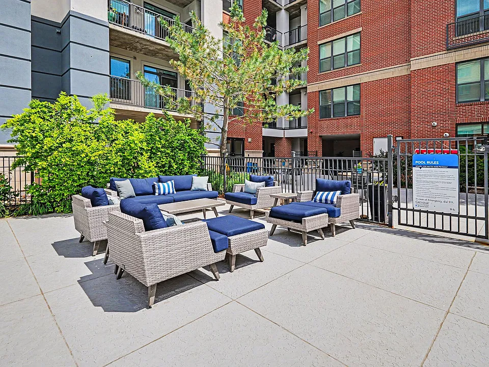 Promenade Place